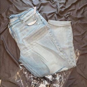 Old Navy Boyfriend Mid-Rise Jeans